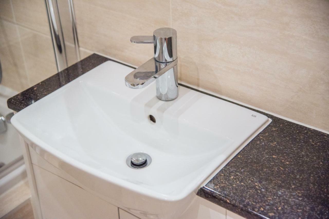 Superb Central Modern 3Bed 2Bath With Wifi, Trendy Fitzrovia W1 By Oxford Street Affable Informative Host ลอนดอน ภายนอก รูปภาพ