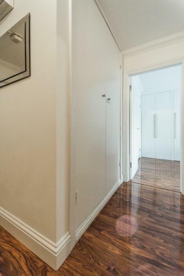 Superb Central Modern 3Bed 2Bath With Wifi, Trendy Fitzrovia W1 By Oxford Street Affable Informative Host ลอนดอน ภายนอก รูปภาพ